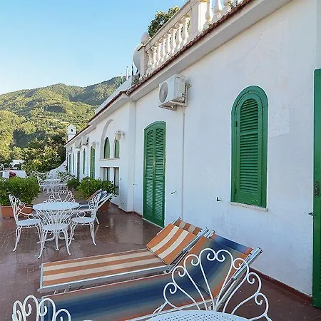 Coralba Hotel 3*